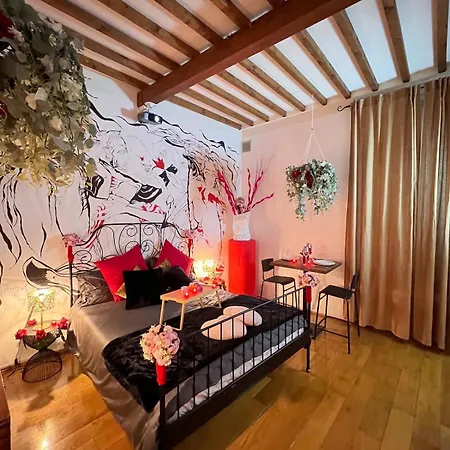 Lejlighed Lunar Artistic Loft *