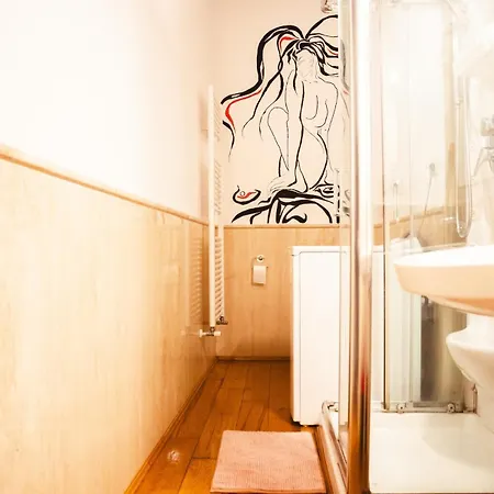 Lunar Artistic Loft * פיזה