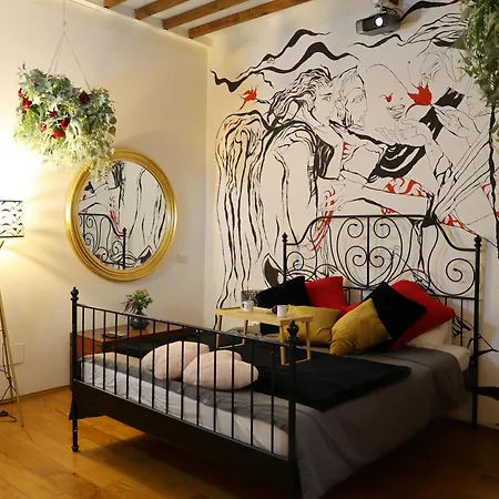 Lunar Artistic Loft * פיזה