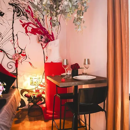 Lunar Artistic Loft *